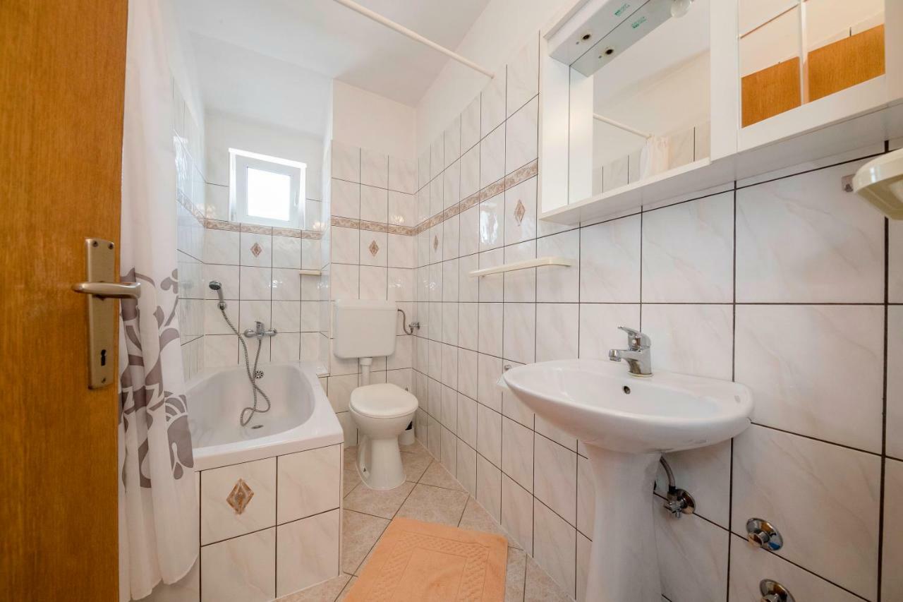 Apartmani Sanjin Tariba Supetarska Draga Exterior photo