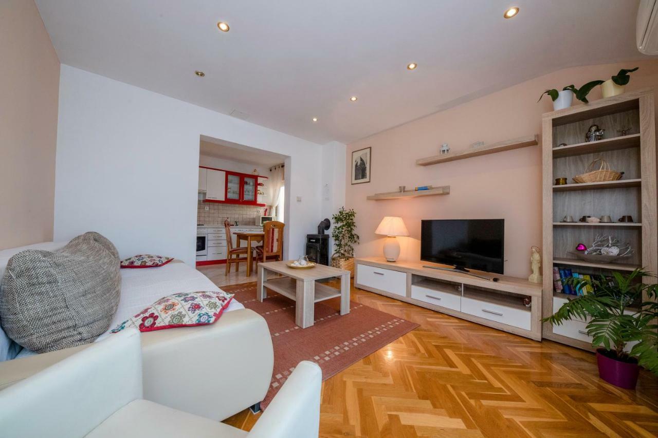 Apartmani Sanjin Tariba Supetarska Draga Exterior photo